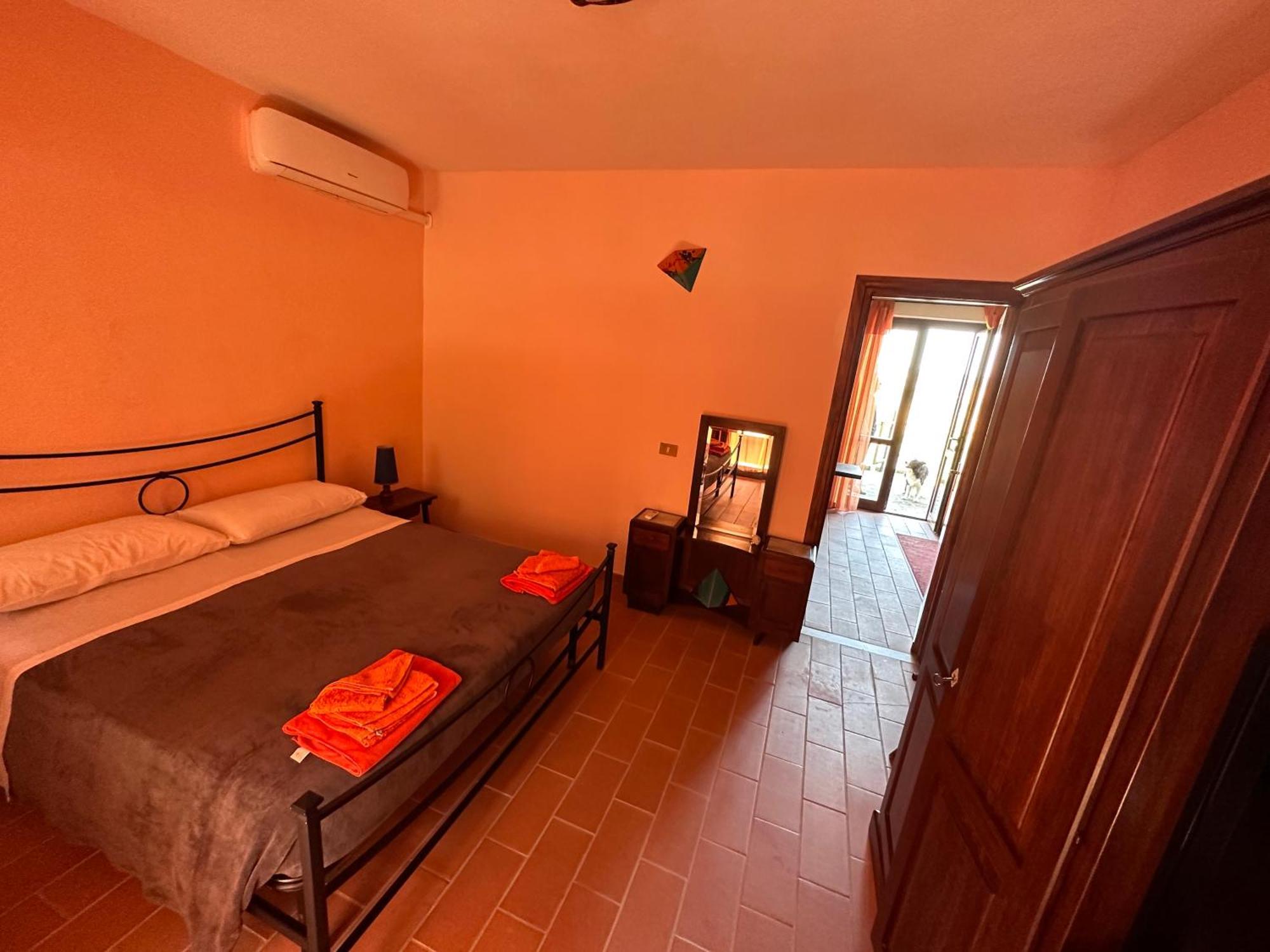B&B Casale Roshlee Gualdo Cattaneo Exterior foto